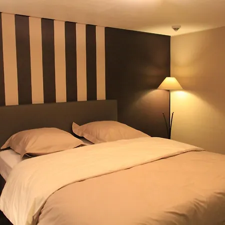 Ecologique 14 Pers. A Taverneux - * Houffalize