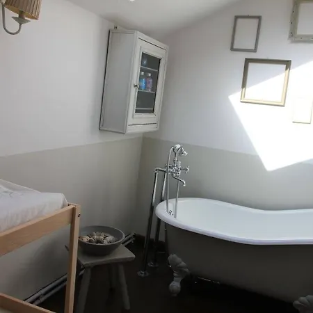 Ecologique 14 Pers. A Taverneux -